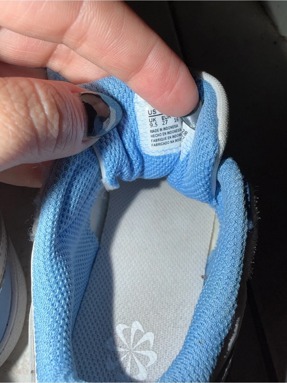 Nike toddler sneakers